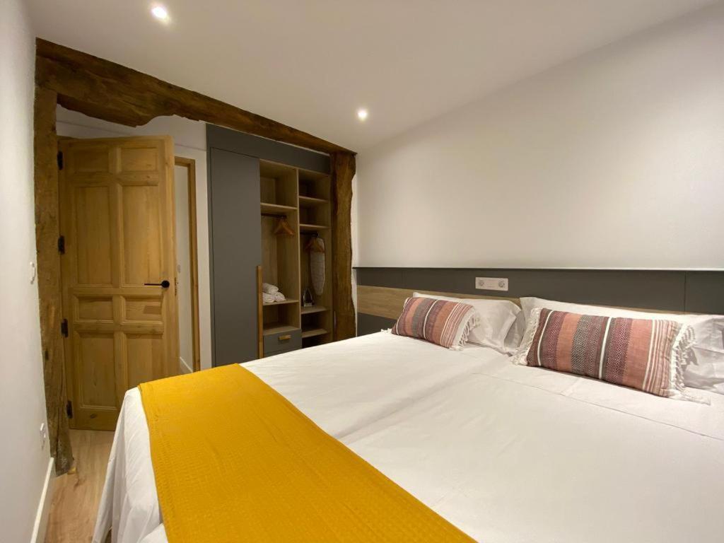 Apartamento Deluxe Casco Viejo Бильбао Экстерьер фото